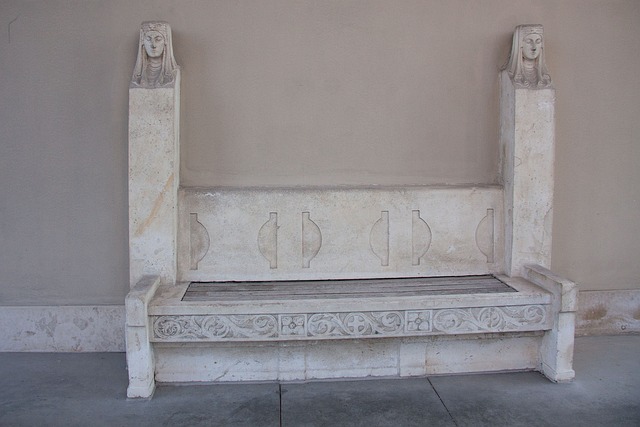 越来越激烈 越来越激烈